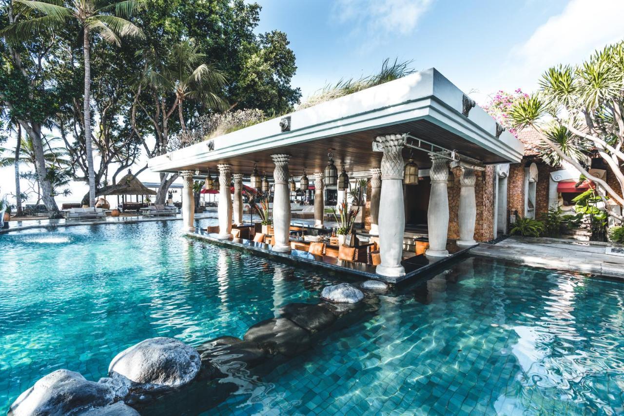 Puri Santrian Beach Resort And Spa Sanur Exterior foto